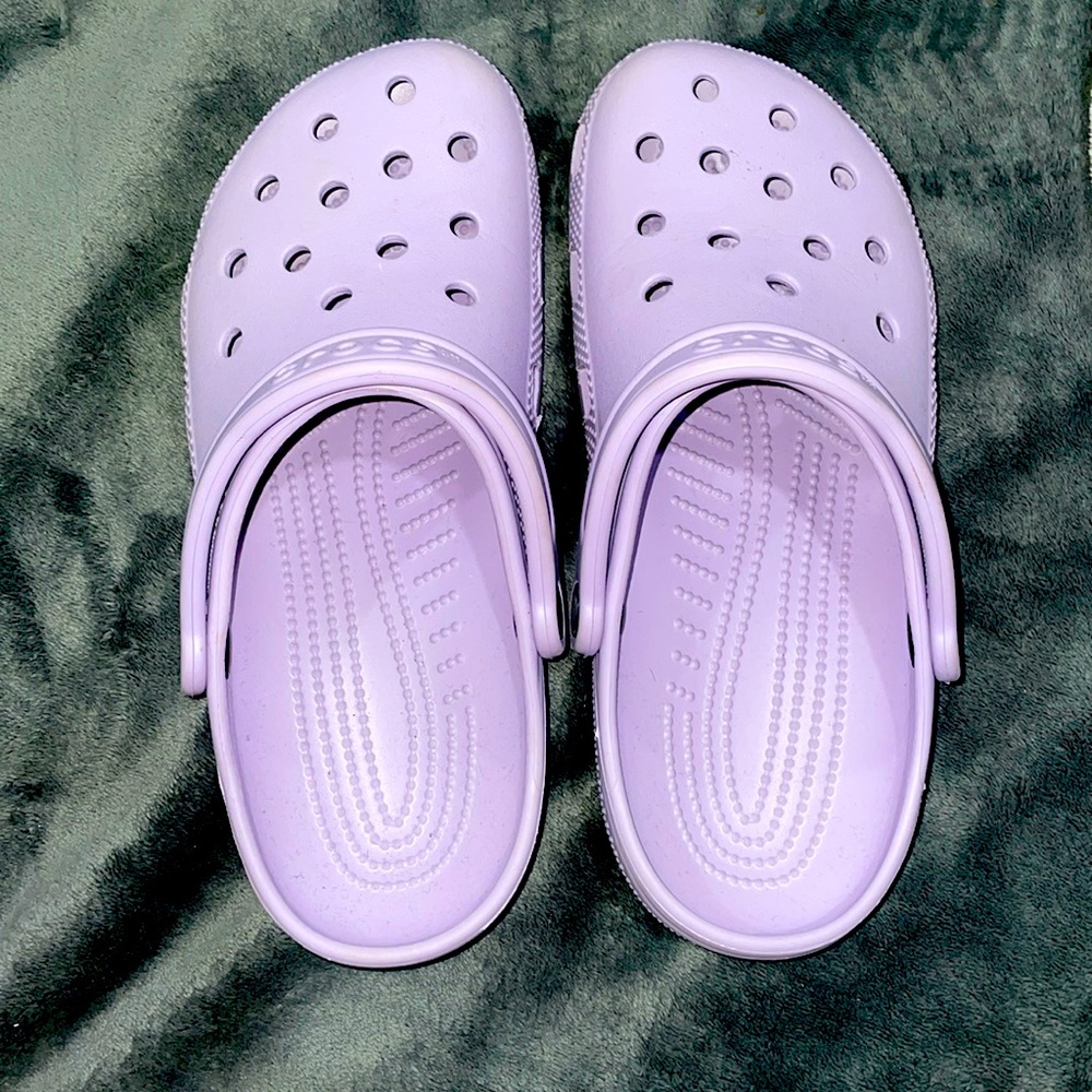Crocs  Color:Purple Size: Men 7 Women 9